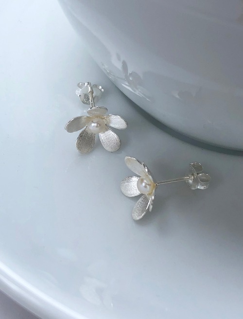 펄 블라썸 귀걸이 pearl blossom earring