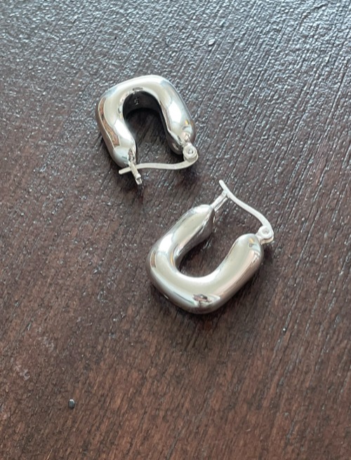 소프트 사각 링 귀걸이 soft square hoop earring