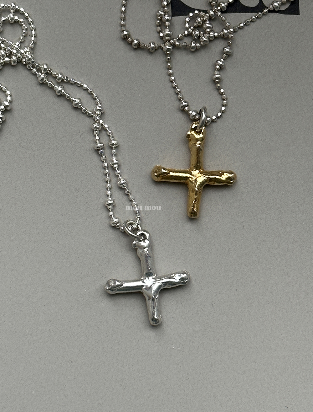 언이븐 크로스 목걸이 uneven cross necklace