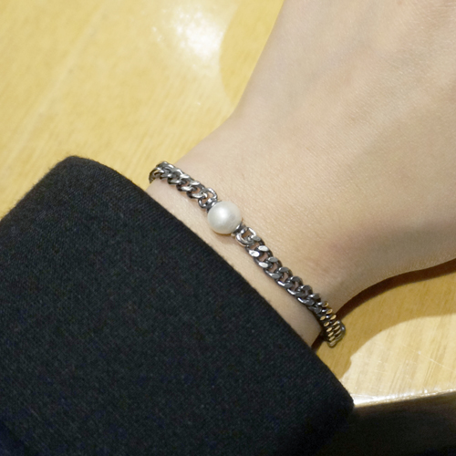silver _ PEARL chain bracelet 2