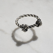 twisted double knots ring