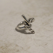 twisted knot ring