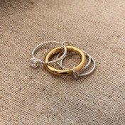 두가지 레이어드 링 layered rings