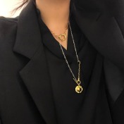 UFO 토글 목걸이 UFO toggle necklace