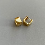 사각 링 귀걸이 square hoops earring