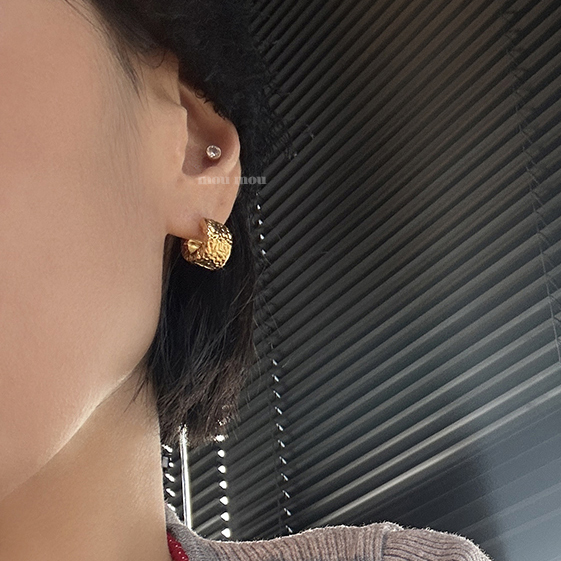 9 mm 텍스처 링 귀걸이 9 mm texture hoop earring