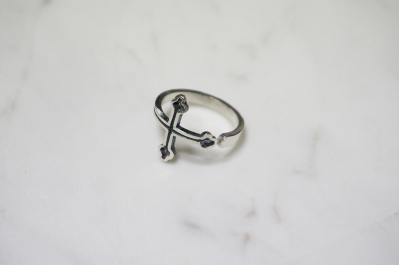 silver _ CROSS cuff ring 