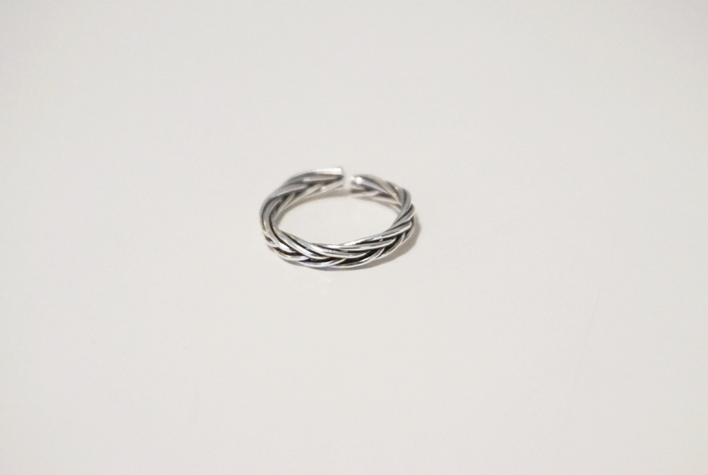 silver _ braided silver knuckle ring 2