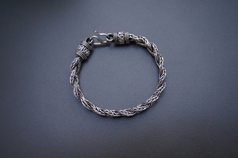 볼드 꼬임 체인 팔찌 bold braided chain bracelet